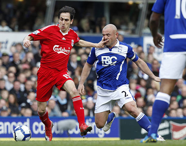 他俱乐部联 他俱乐部联